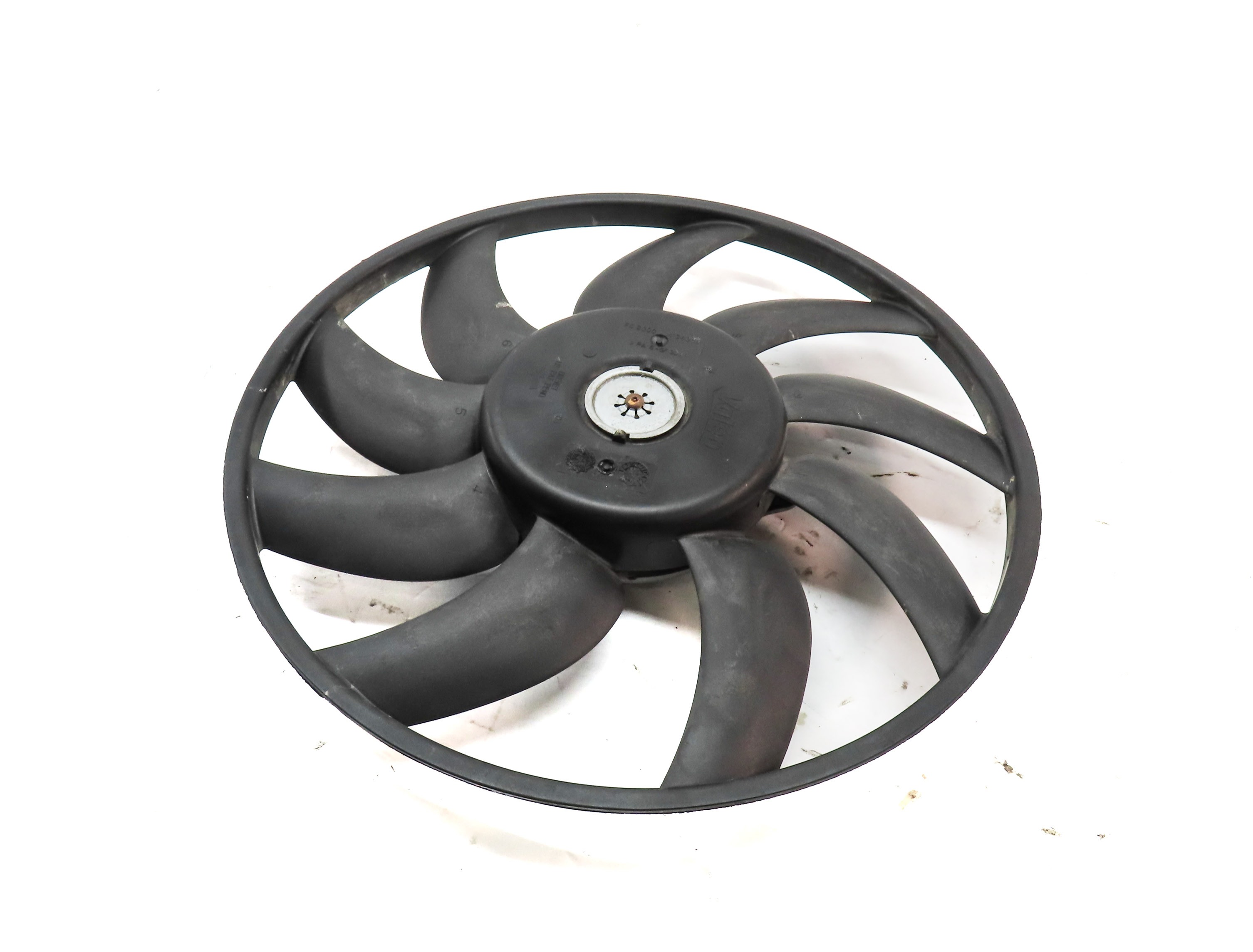 16-18 AUDI A6 Q3 (C7 8U) 2.0L TURBO ENGINE RADIATOR COOLING FAN MOTOR & BLADE — exact item pictured